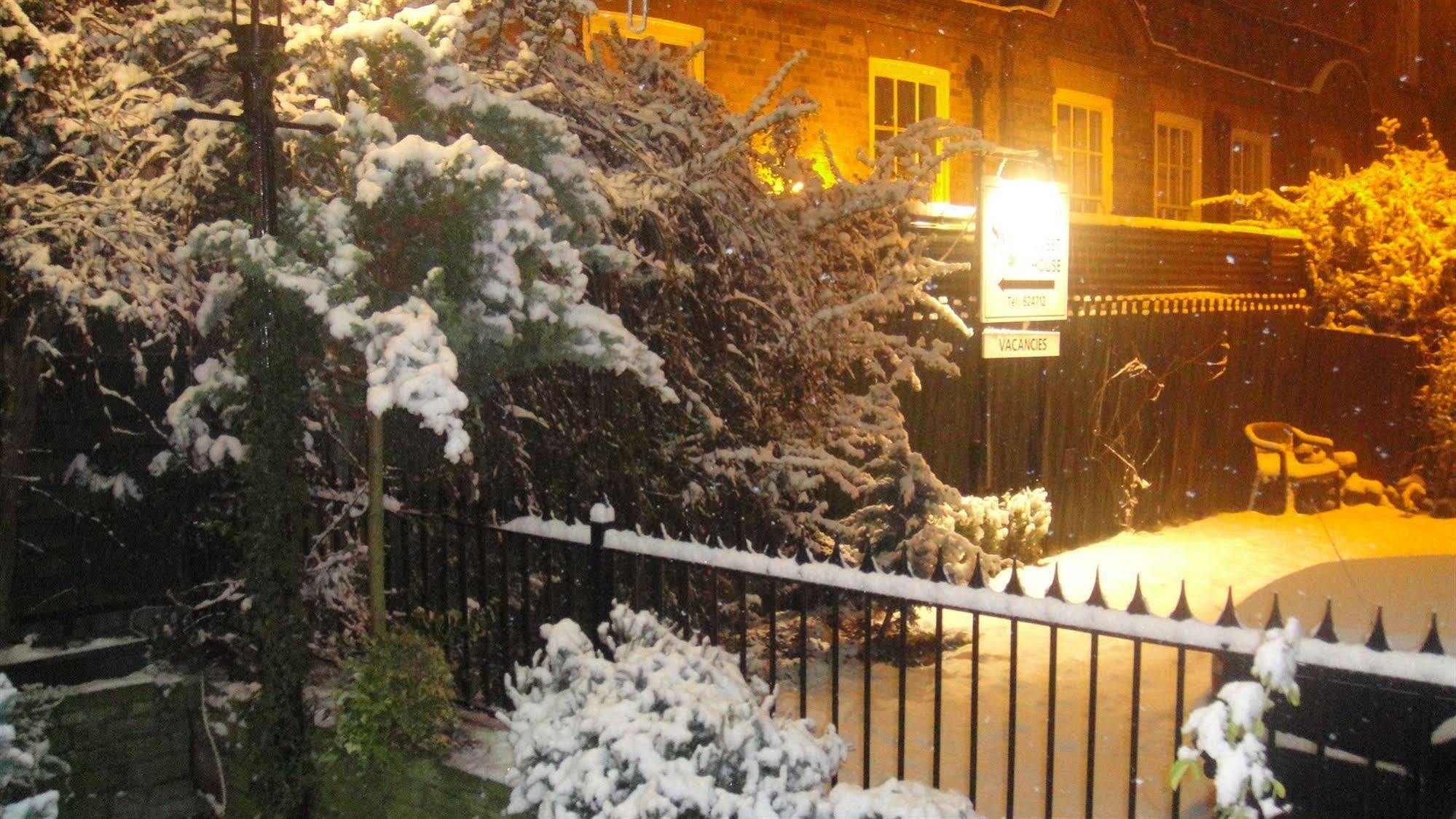 The Sycamore Guest House ยอร์ค ภายนอก รูปภาพ